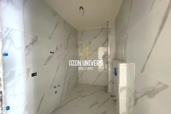 Shtepi ne shitje Apartament ne Kavaje, 1+1, Mobilimi Bosh, pa mobiluar, Pagesa 99,676  Euro.