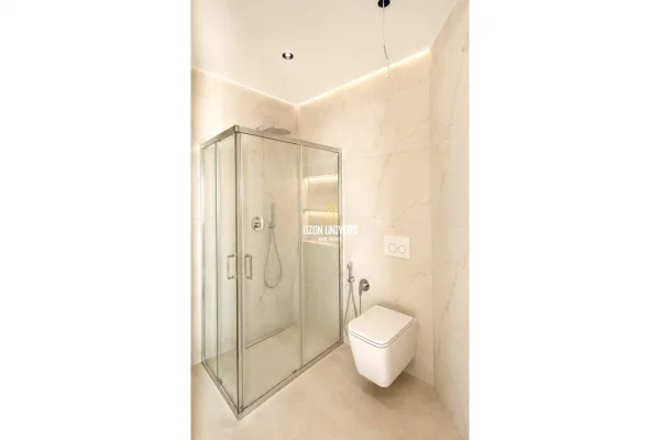 Shtepi ne shitje Apartament ne Tirane, 1+1, Mobilimi Bosh, pa mobiluar, Pagesa 12,000,000  Leke.