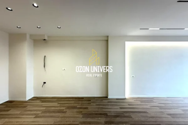 Shtepi ne shitje Apartament ne Tirane, 1+1, Mobilimi Bosh, pa mobiluar, Pagesa 11,500,000  Leke.