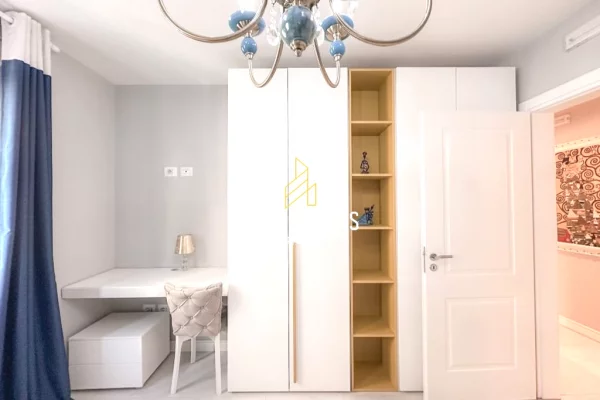 Shtepi me qera Apartament ne Tirane, 2+1, Mobilimi E mobiluar, Pagesa 95,000  Leke.