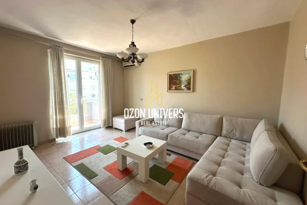 Shtepi ne shitje Apartament ne Tirane, 2+1, Mobilimi E mobiluar, Pagesa 159,000  Euro.