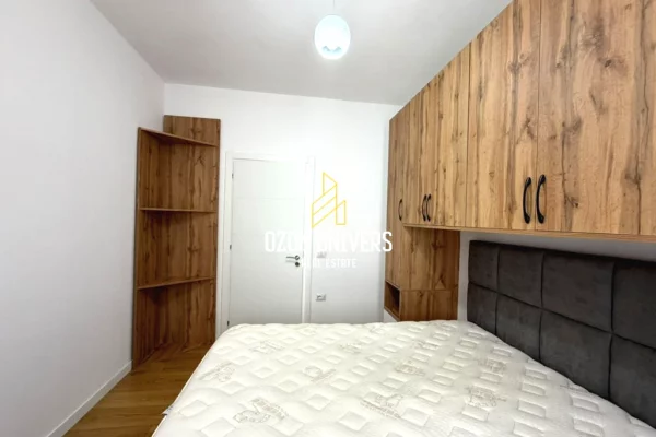 Shtepi me qera Apartament ne Tirane, 2+1, Mobilimi E mobiluar, Pagesa 55,000  Leke.
