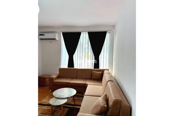 Shtepi me qera 2+1 ne Tirane - 55,000 Leke