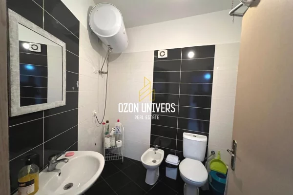 Shtepi me qera Apartament ne Tirane, 1+1, Mobilimi E mobiluar, Pagesa 50,000  Leke.