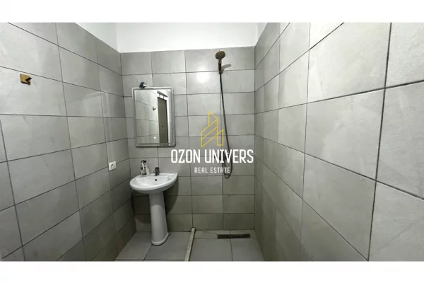 Shtepi me qera Apartament ne Tirane, 2+1, Mobilimi E mobiluar, Pagesa 55,000  Leke.