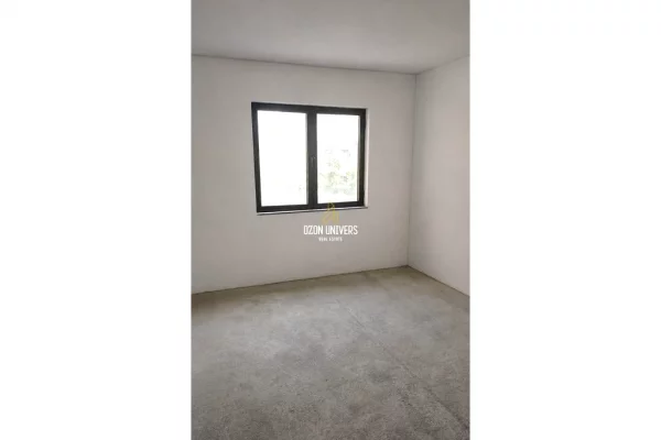 Shtepi ne shitje Apartament ne Tirane, 3+1, Mobilimi Bosh, pa mobiluar, Pagesa 30,000,000  Leke.