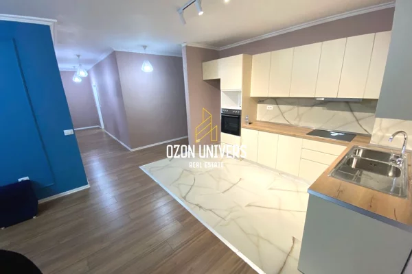 Shtepi me qera Apartament ne Tirane, 2+1, Mobilimi Pjeserisht e mobiluar, Pagesa 50,000  Leke.