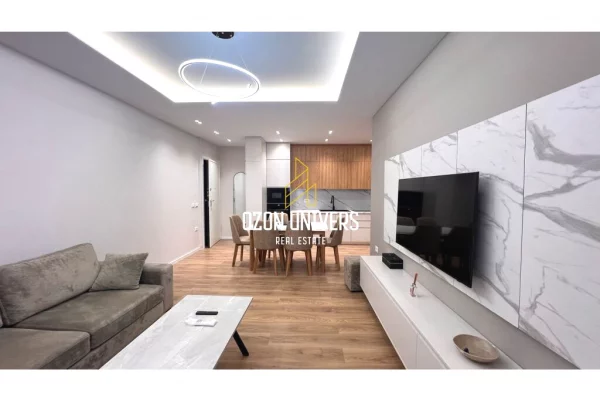 Shtepi me qera Apartament ne Tirane, 2+1, Mobilimi E mobiluar, Pagesa 900  Euro.