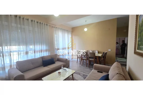 Shtepi ne shitje Apartament ne Tirane, 2+1, Mobilimi E mobiluar, Pagesa 175,000  Euro.