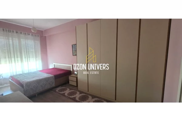 Shtepi ne shitje Apartament ne Tirane, 2+1, Mobilimi E mobiluar, Pagesa 175,000  Euro.