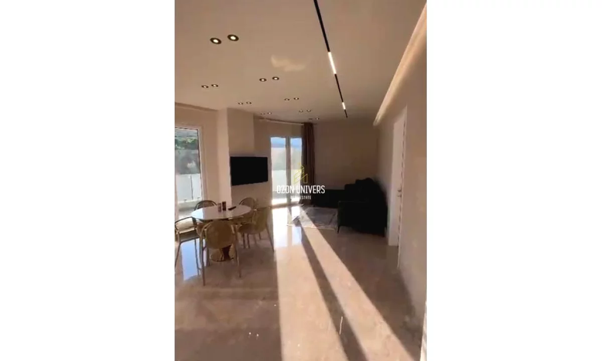 Shtepi ne shitje Apartament ne Lezhe, 2+1, Mobilimi E mobiluar, Pagesa 312,500  Euro.