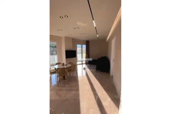 Apartament 2+1+2 për shitje, në Shëngjin!