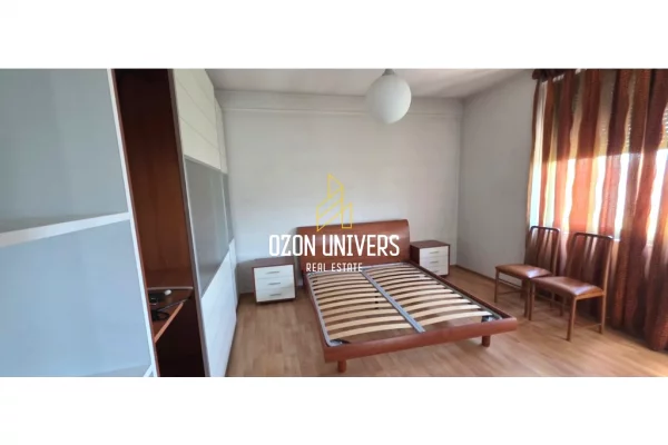 Shtepi me qera Apartament ne Tirane, 3+1, Mobilimi E mobiluar, Pagesa 90,000  Leke.