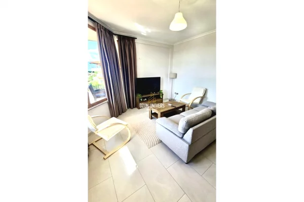 Shtepi me qera 3+1 ne Tirane - 80,000 Leke