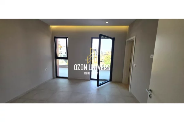 2 Apartamente me qira per biznes, tek Galeria Roma, Rruga e Kavajes!