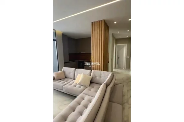 Shtepi ne shitje Apartament ne Vlore, 2+1, Mobilimi E mobiluar, Pagesa 150,000  Euro.