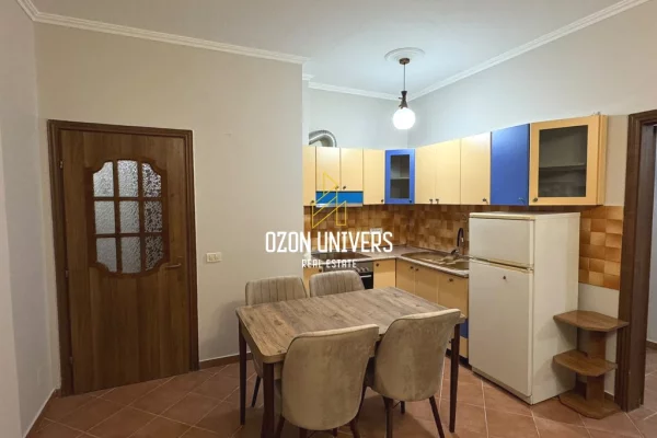 Shtepi me qera Apartament ne Tirane, 1+1, Mobilimi E mobiluar, Pagesa 50,000  Leke.