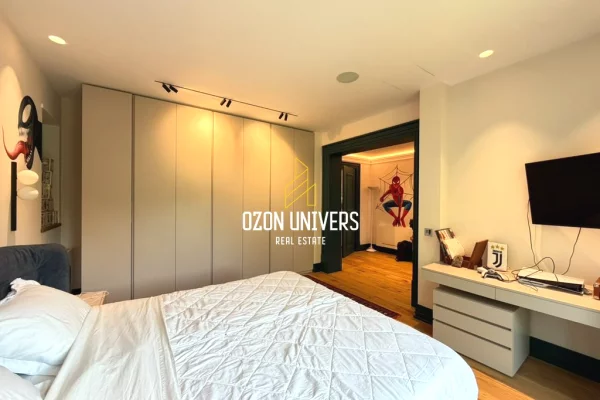 Shtepi ne shitje Apartament ne Tirane, 3+1, Mobilimi Bosh, pa mobiluar, Pagesa 4,000,000  Euro.