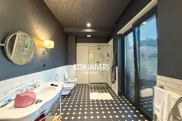 Shtepi ne shitje Apartament ne Tirane, 3+1, Mobilimi Bosh, pa mobiluar, Pagesa 4,000,000  Euro.