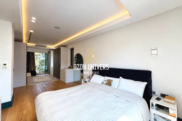 Shtepi ne shitje Apartament ne Tirane, 3+1, Mobilimi Bosh, pa mobiluar, Pagesa 4,000,000  Euro.