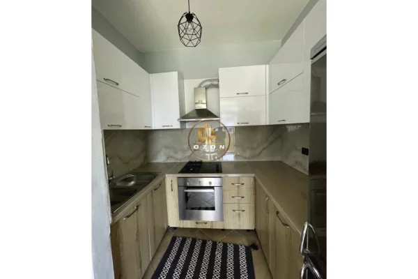 Shtepi ne shitje Apartament ne Tirane, 2+1, Mobilimi Bosh, pa mobiluar, Pagesa 14,500,000  Leke.