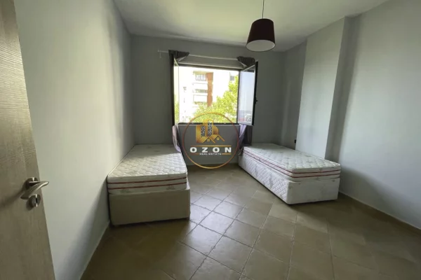 Shtepi ne shitje Apartament ne Tirane, 2+1, Mobilimi Bosh, pa mobiluar, Pagesa 14,500,000  Leke.