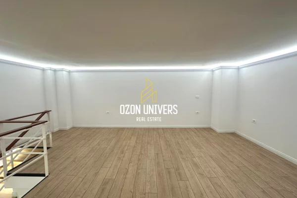 Ambient biznesi duplex per qira, Komuna e Parisit !