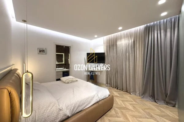 Shtepi ne shitje Apartament ne Tirane, 2+1, Mobilimi E mobiluar, Pagesa 265,000  Euro.