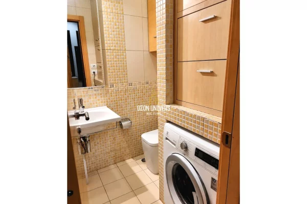 Shtepi me qera Apartament ne Tirane, 2+1, Mobilimi E mobiluar, Pagesa 1,300  Euro.