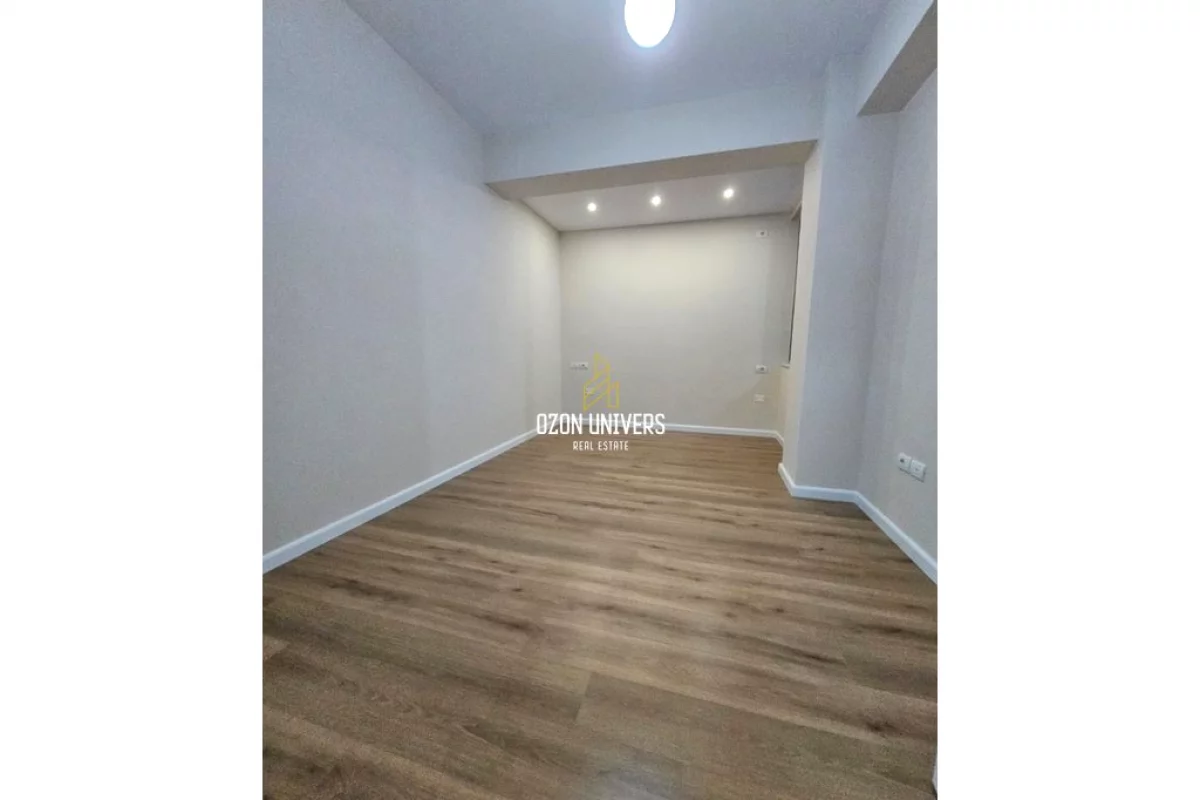Shtepi ne shitje Apartament ne Tirane, 1+1, Mobilimi Bosh, pa mobiluar, Pagesa 163,000  Euro.