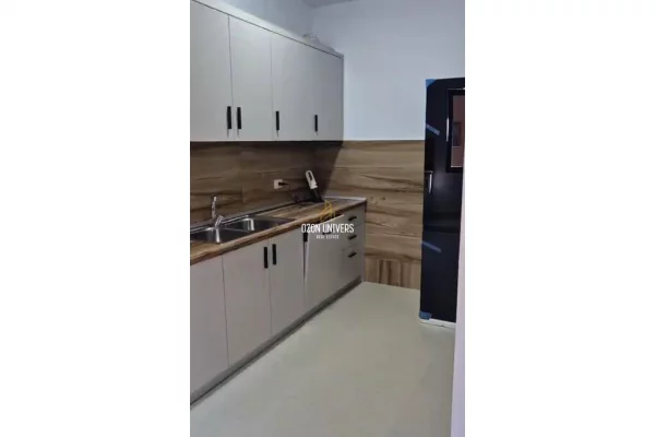 Shtepi me qera Apartament ne Tirane, 2+1, Mobilimi E mobiluar, Pagesa 85,000  Leke.