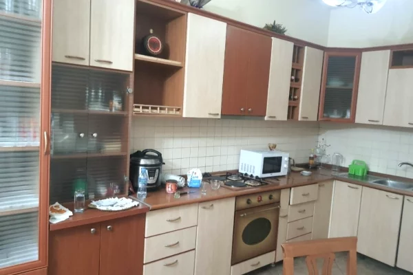 Duplex (2 storey house) for rent in Tirana 1+1, Furnished