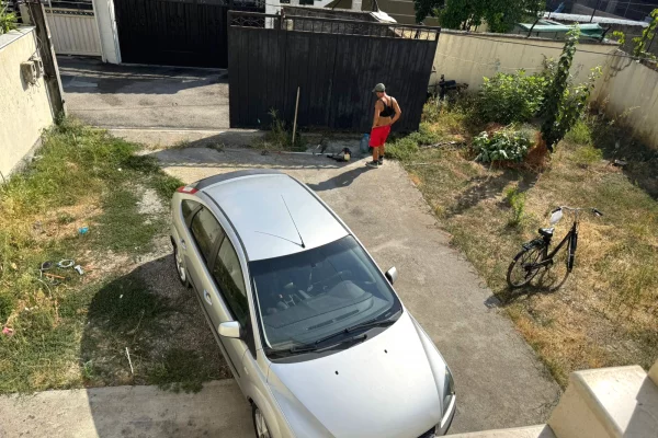 Shtepi me qera Shtepi Private ne Tirane, 3+1, Mobilimi E mobiluar, Pagesa 40,000  Leke.