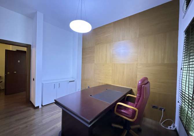 Ambient Biznesi me Qira tek Ish Ekspozita,1500Euro/muaj i Diskutueshem!