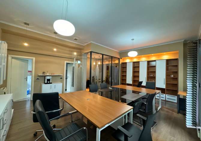 Ambient Biznesi me Qira tek Ish Ekspozita,1500Euro/muaj i Diskutueshem!