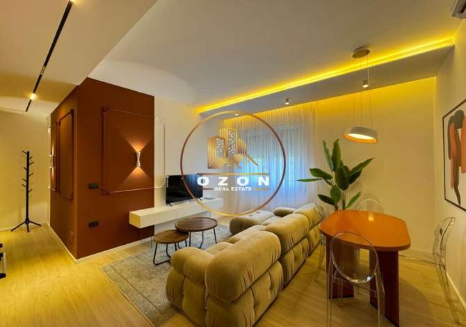 Appartamento in vendita a Tirana 1+1, Arredato