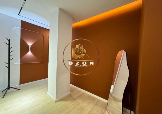 Appartamento in vendita a Tirana 1+1, Arredato