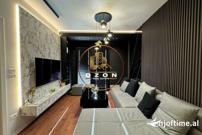 Apartament modern 2+1+2 për shitje tek Tirana Garden Building, Rruga e Kavajës!