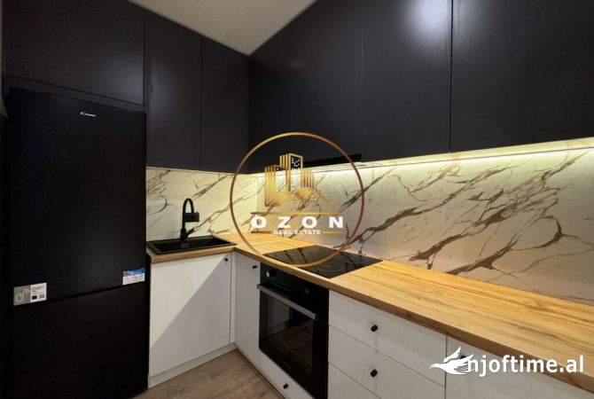 Shtepi ne shitje Apartament ne Tirane, 1+1, Mobilimi E mobiluar, Pagesa 155,000  Euro.