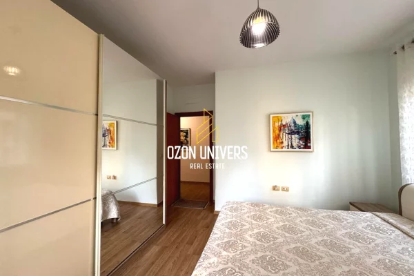 Shtepi me qera Apartament ne Tirane, 2+1, Mobilimi E mobiluar, Pagesa 700  Euro.