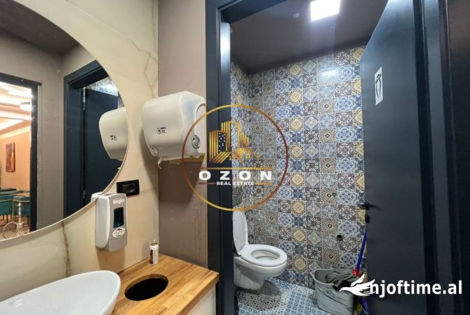 Shitet Lounge Bar Modern tek Ish Stacioni i Fundit i Tiranes se Re!