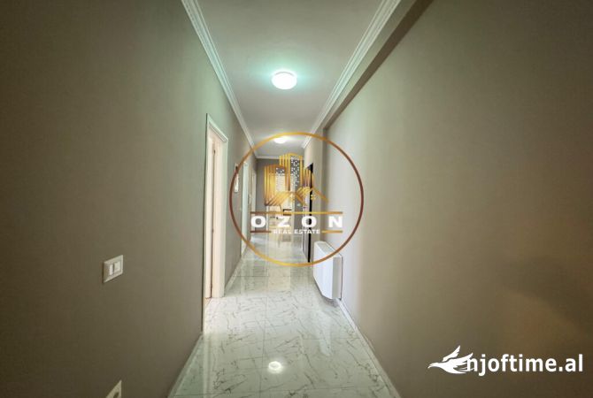 Shtepi ne shitje Apartament ne Tirane, 4+1, Mobilimi E mobiluar, Pagesa 280,000  Euro.