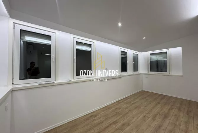 Apartament 1+1,i sapo investuar, për shitje tek Rruga Fortuzi, mbrapa shkollës Jeronim De Rada!