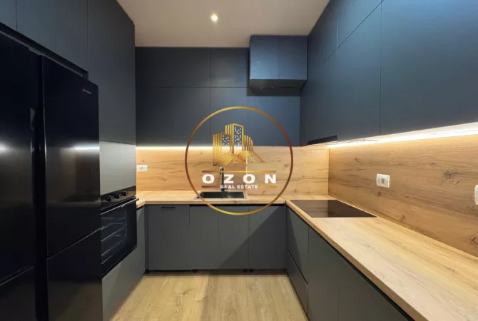 Shtepi ne shitje Apartament ne Tirane, 2+1, Mobilimi E mobiluar, Pagesa 265,000  Euro.