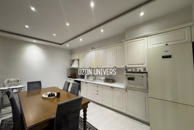 Shtepi me qera Apartament ne Tirane, 2+1, Mobilimi E mobiluar, Pagesa 700  Euro.