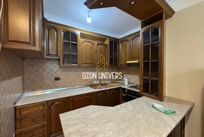 Shtepi me qera Apartament ne Tirane, 2+1, Mobilimi E mobiluar, Pagesa 65,000  Leke.