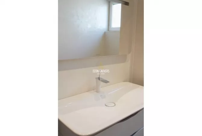 Villa di lusso in vendita a Durazzo 4+1, Arredato