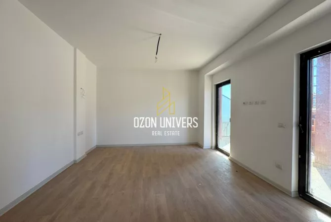 Shtepi ne shitje Apartament ne Tirane, 2+1, Mobilimi Bosh, pa mobiluar, Pagesa 328,440  Euro.