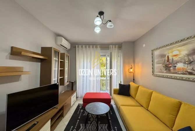 Apartament 2+1+2 me qira në Kompleksin Kontakt, Rruga Ndre Mjeda!