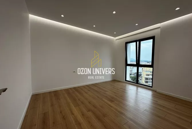 Appartamento in affitto a Tirana 2+1, Vuoto